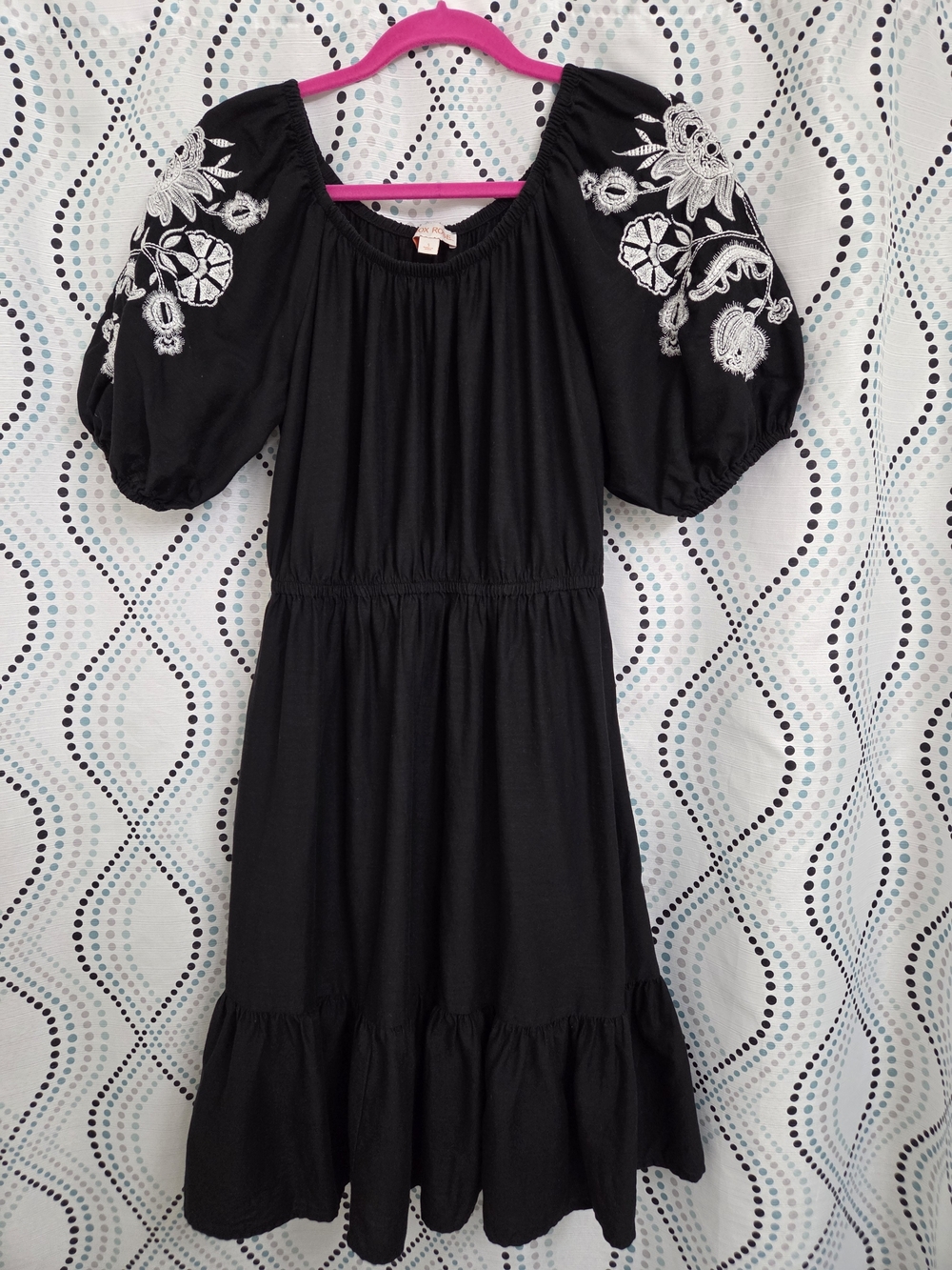 Knox Rose | Dresses | Knox Rose Black Dress With White Floral Embroidery